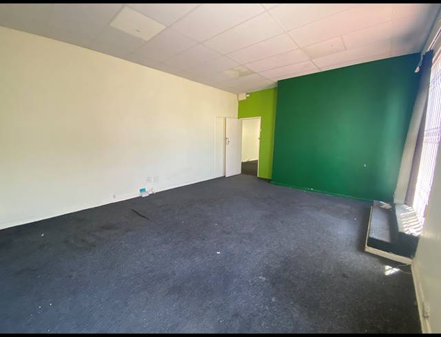 88M² OFFICE TO LET IN PAARDEN EILAND